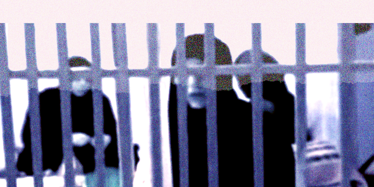 السجن 3 سنوات بحق الناشطة العمانية مريم النعيمية بذريعة "المساس بالذات الإلهية"