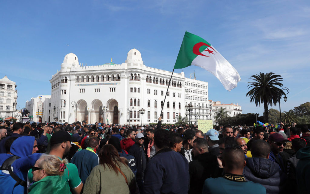 النقابيات في الجزائر