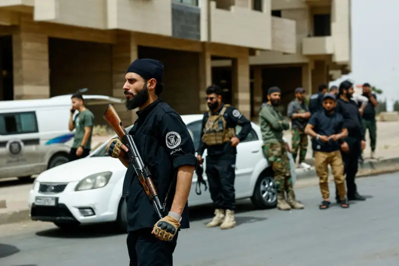 بين الغارات الإسرائيلية والاقتتال الداخلي: مشهد معقد في الجنوب السوري