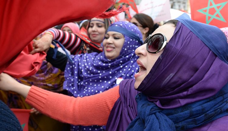 النساء يقتربن من المناصفة في القطاع الصناعي المغربي