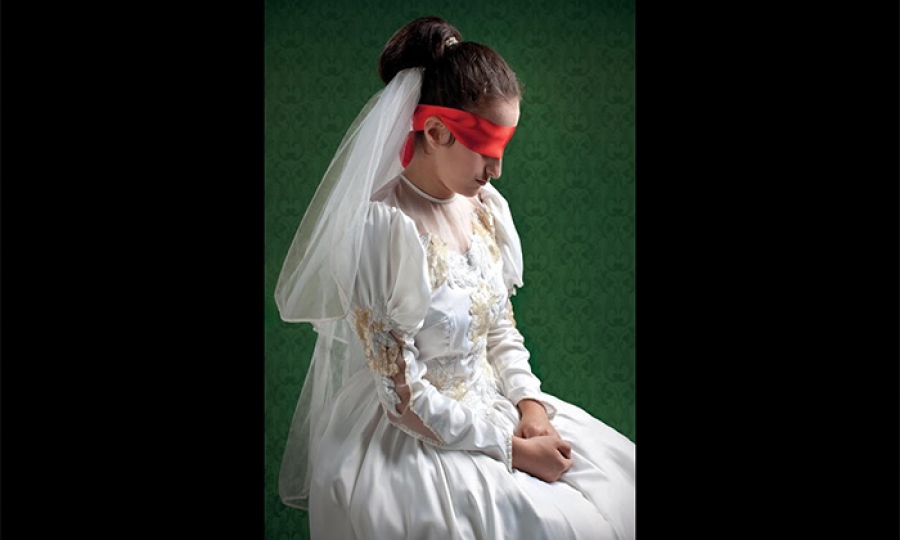 طفلان في بدلة عرس... والطفلات الغائبات: صورة عن تزويج الأطفال والطفلات في سوريا