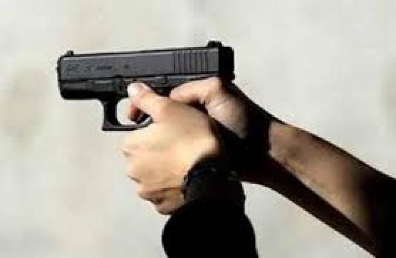 رصاص الثأر يقتل زوجين ويصيب طفلتهما في "صوفر" بجبل لبنان