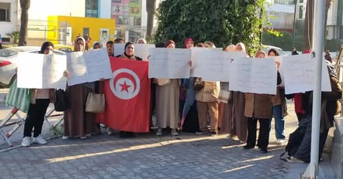 للمطالبة بتحسين أوضاعهن الاقتصادية.. وقفة احتجاجية لعاملات النظافة في تونس