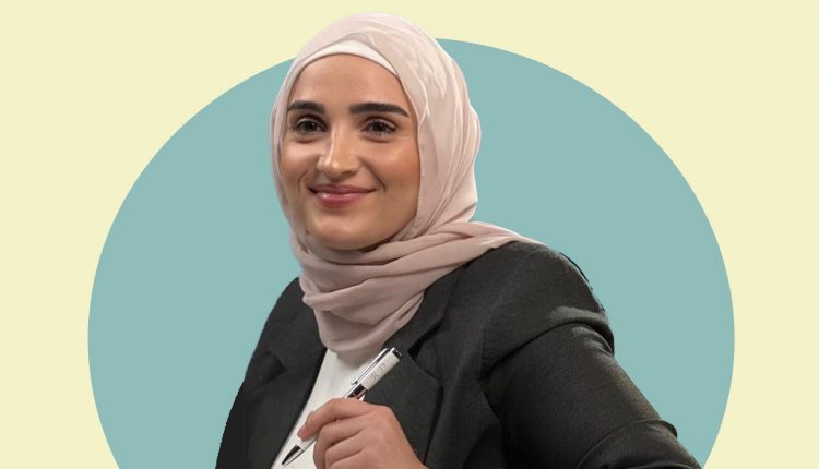 المحامية رولا دايخ تطعن بقرار "توقيفها عن مزاولة المهنة لستة أشهر"