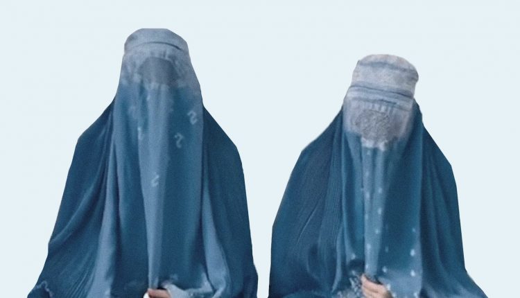 طالبان تمنع النساء من دخول المستشفيات دون ارتداء "البرقع"