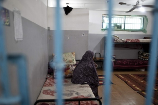 سجن "الدامون": مأساة الأسيرات الفلسطينيات