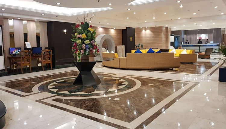 مواطنة تُحرر محضراً ضد فندق ببورسعيد بعد رفضه تسكين النساء بمفردهن