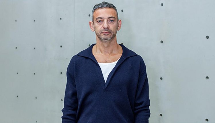 فنان لبناني يلاحق إسرائيل قضائيًا بعد مقتل عائلته بغارة على بيروت